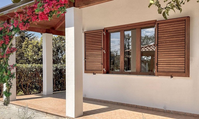 Panza House | Enjoy unforgettable days in this inviting vacation home near the beach.