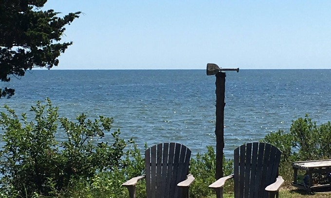 Cotuit House | Enjoy your own private beach with family and friends!
