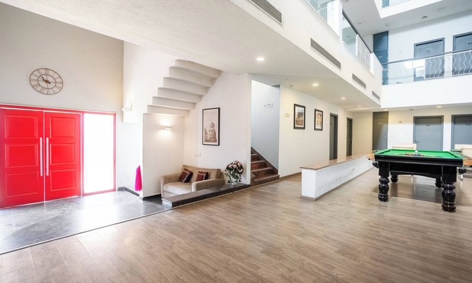 Sector 15 Bed & Breakfast | Enkay Residency Sector 15