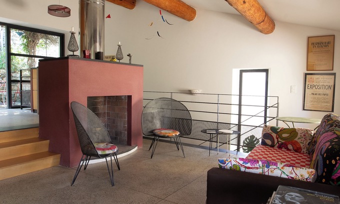 Menerbes House | Ensemble de Charme de 3 Maisons de Village Avec Bassin Réunies par des Terrasses