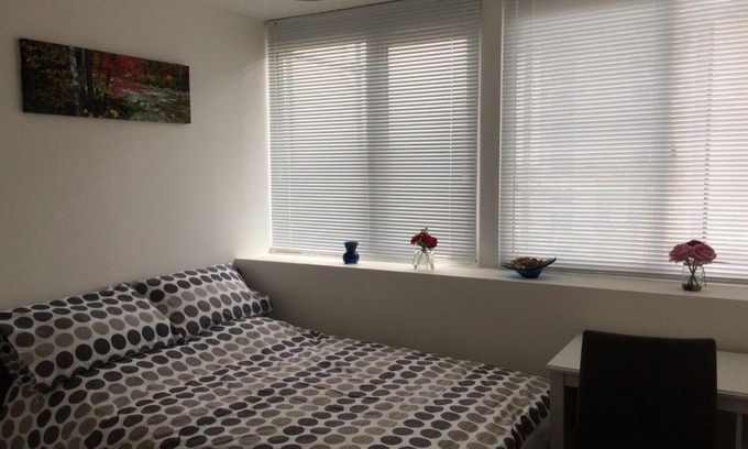 Portsmouth City Centre Apartment | Enterprise House next to Portsmouth & Southsea Train Station