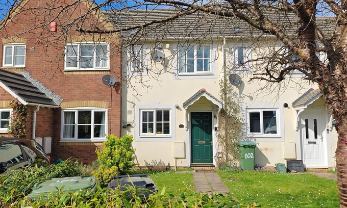 Stoke Gifford House | Entire 1 bed house in Stoke Gifford near Bristol Parkway station, UWE, MOD