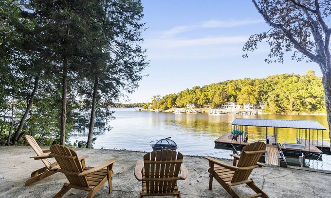 Sunrise Beach Cottage | Entire Cottage with Gorgeous Sunset Views
