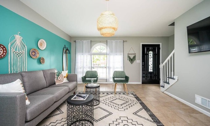 Norcross House | Entire Home with Full Kitchen in Norcross