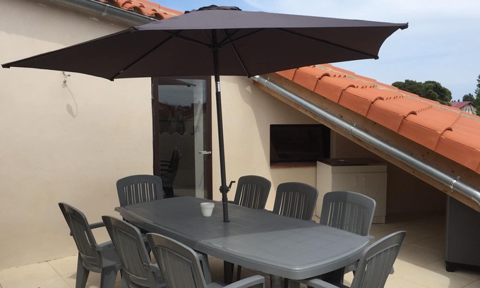 Saint-Hippolyte House | Entire house for 8 people