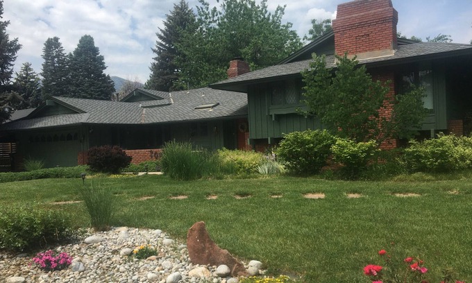 Martin Acres House | Entire Large Four Bedroom Executive Home