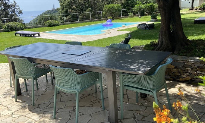 Erbalunga House | ENTIRE VILLA WITH SWIMMING POOL SEA VIEW LARGE GARDEN!