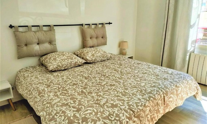 Troyes Apartment | "entre Troyes murs", 4 appartements avec parking, Troyes