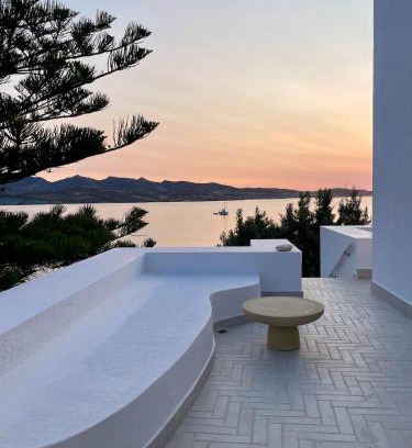 Apollonia House | Eos Milos House