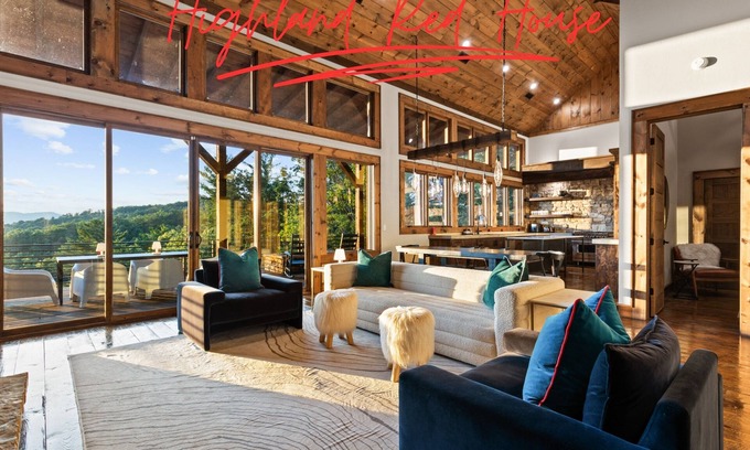 Morganton Cabin | Epic Views | Luxe Stay @ Highland Red House | Family Fun, Games, HotTub, FirePit