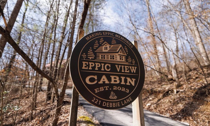 Stanton Cabin | Eppic View Cabin Getaway
