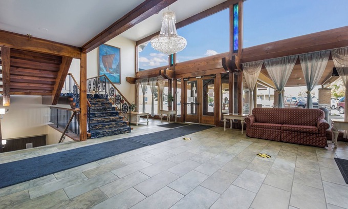 Rockford Hotel | Equality Inn