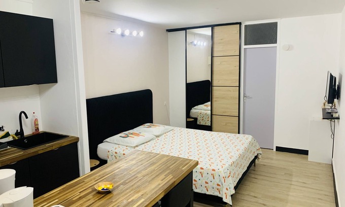 Bas du Fort Apartment | Equipped Studio in Gosier Marina