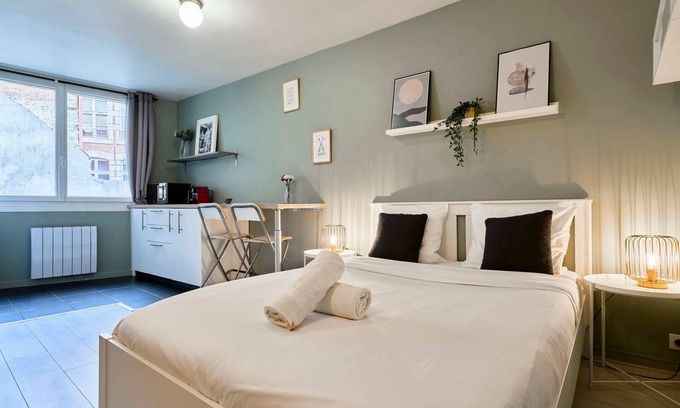 Historic Center Apartment | Equipped studio in Vieux-Lille near Grand Place