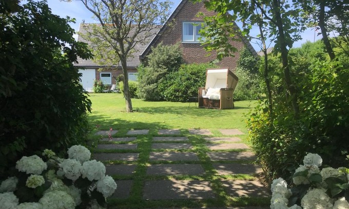 Wenningstedt-Braderup Apartment | Eremitage Sylt