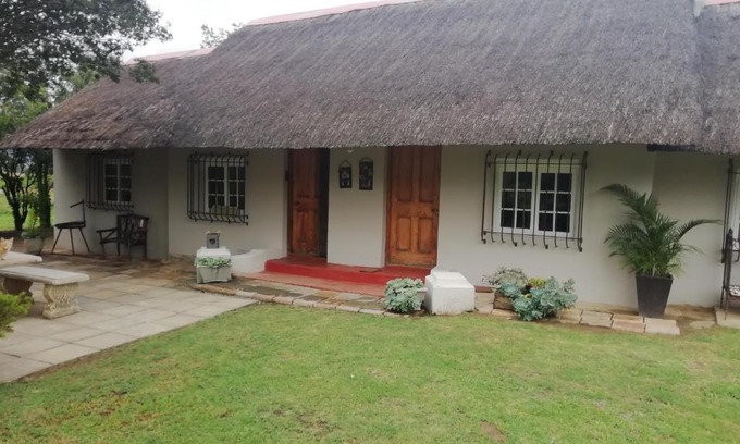 Okhahlamba House | Erin Guesthouse and B&B
