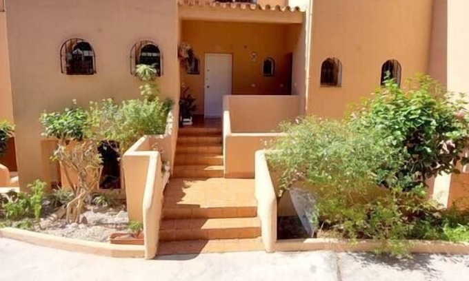 Urbanizacion Puerto de Estepona Apartment | Acogedor Piso en Seghers