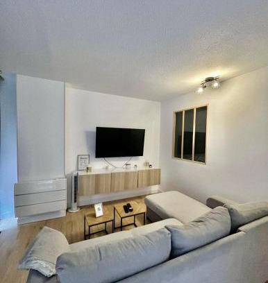 Compans-Caffarelli Apartment | Escapade Toulousaine en centre ville - Parking privé - Terrasse