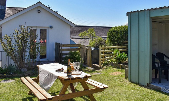 Hartland Cottage | Escape to Barnhayes, a charming retreat in the picturesque village of Hartland.