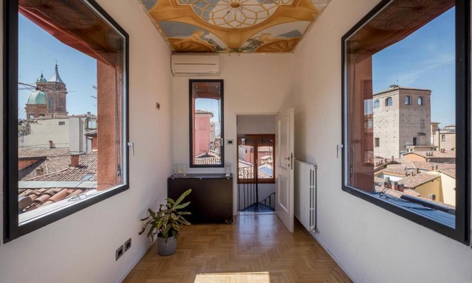 L'antico Ghetto Ebraico Apartment | Esclusivo appartamento con torre / altana