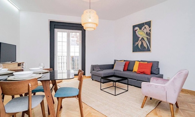 Chueca Apartment | Espectacular Apto. Centro de Madrid C/Infantas 3-6