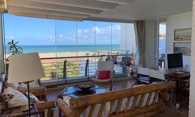 Punta del Moral Apartment | Espectacular Atico Frente Al Mar