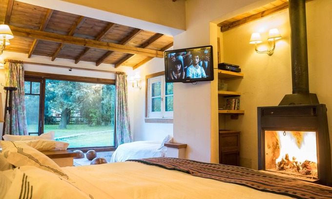 Capilla del Senor House | Estancia El Cencerro: Privacy, Nature and Art