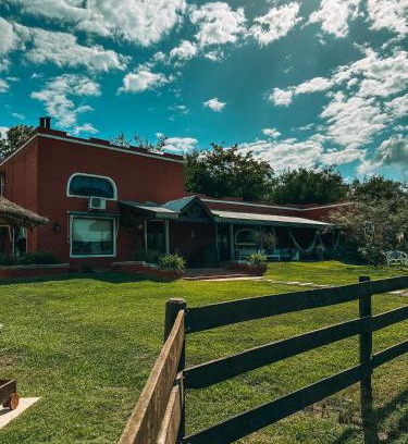 Capilla del Senor Bed & Breakfast | Estancia La Aida