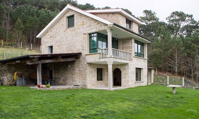 Muros House | Esteiro Bay in Ria de Muros