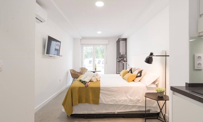 Malaga-Este Apartment | Estudio Poseidon con Balcon