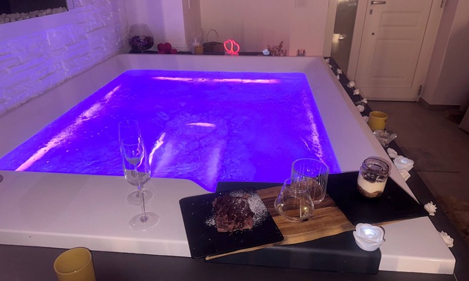 Brindisi Histotic Center House | Ethereal Luxury Suite