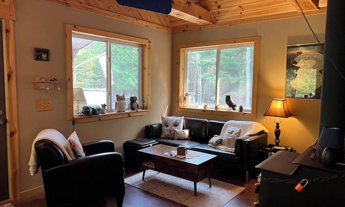 Bois Blanc Island House | Eulenhaus or Owlhouse - Fall colors coming