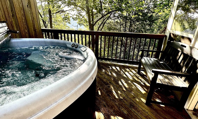 Eureka Springs Historic District Hotel | Eureka Zen Cottages