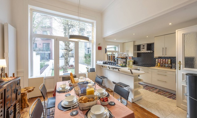 Ixelles Bed & Breakfast | Euro Edens Bed & Breakfast