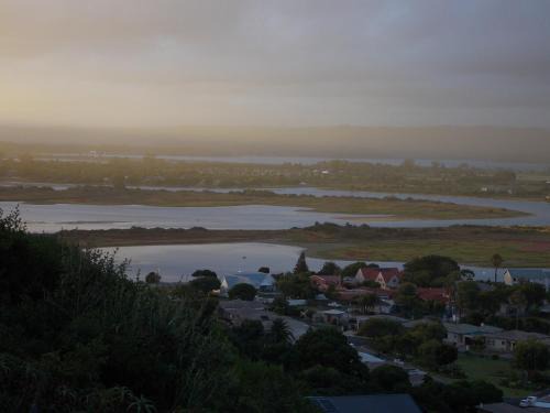 Sedgefield Apartment | Evening Breeze