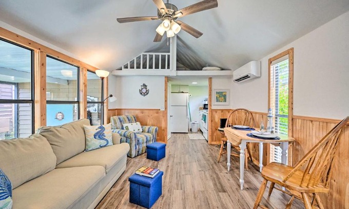 Everglades City House | Everglades City Cabin Dock and Heated Pool!