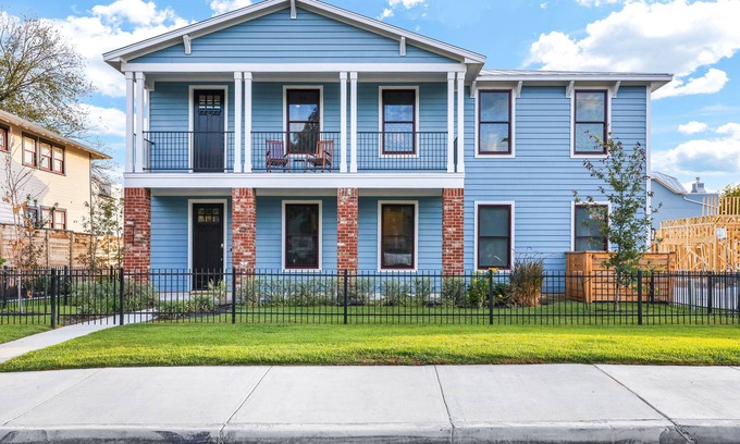 Tobin Hill House | Evergreen - A Birdy Vacation Rental