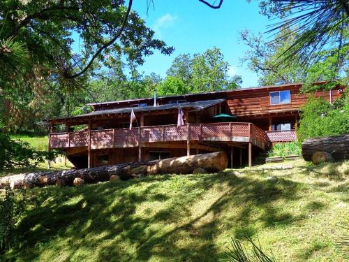 Oakhurst Cabin | Evergreen Haus