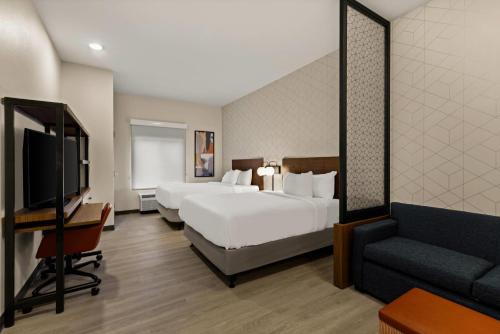 Gates-North Gates Hotel | Everhome Suites Rochester Greece