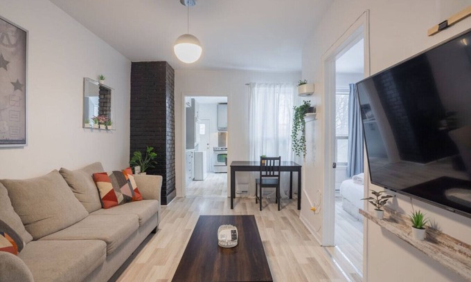 Griffintown Apartment | Excellent 4BR in Griffintown, Downtown MTL