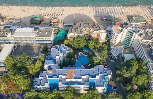 Chaika Apartment | Excelsior Prince ApartHotel