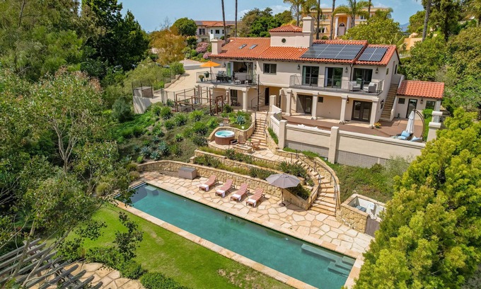 Alta Mesa House | Exceptional Luxury Retreat with Private 60ft Lap Pool & Hot Tub