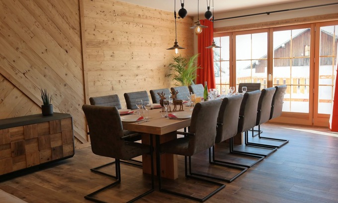 Villard-Reculas Ski Chalet | Exceptional modern chalet with wellness area,