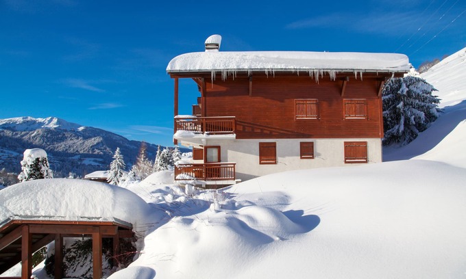 Megeve Apartment | Exceptional view of the village and the mountain