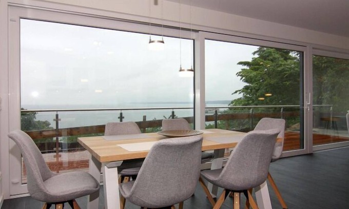 Eckernfoerde Apartment | Exclusive and barrier-free apartment with view of the Baltic Sea, Eckernförde