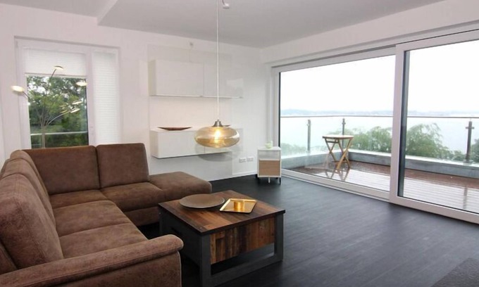 Eckernfoerde Apartment | Exclusive and barrier-free apartment with view of the Baltic Sea, Eckernförde