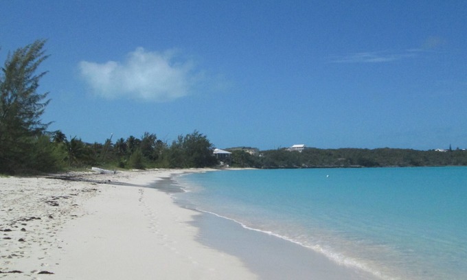 Great Exuma Condo | EXCLUSIVE BEACHFRONT CONDO 3bed/3Bath DIRECTLY on HOOPRS BAY