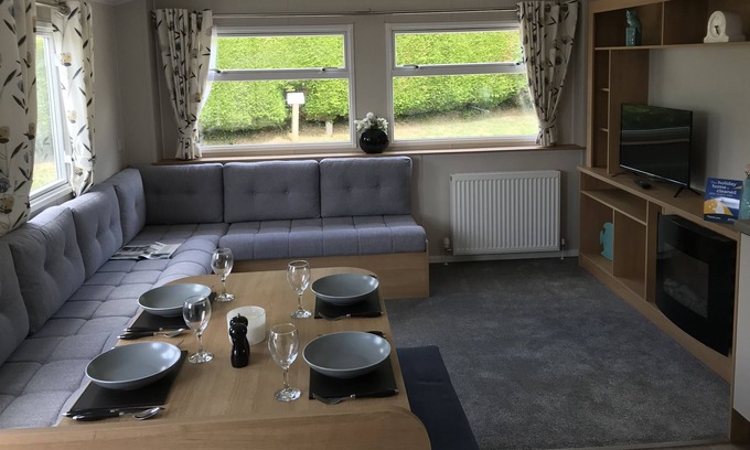 Newquay Cabin | Exclusive Caravan at Newquay, Cornwall, UK