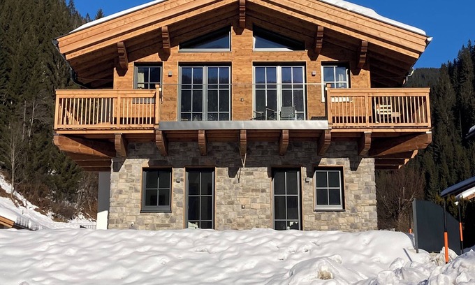 Wagrain Ski Chalet | Exclusive chalet with wellness near ski lift