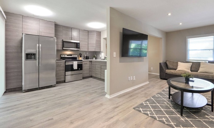 Buford Highway Apartment | Exclusive comfy 2 bed 2 bath apartment in Atlanta